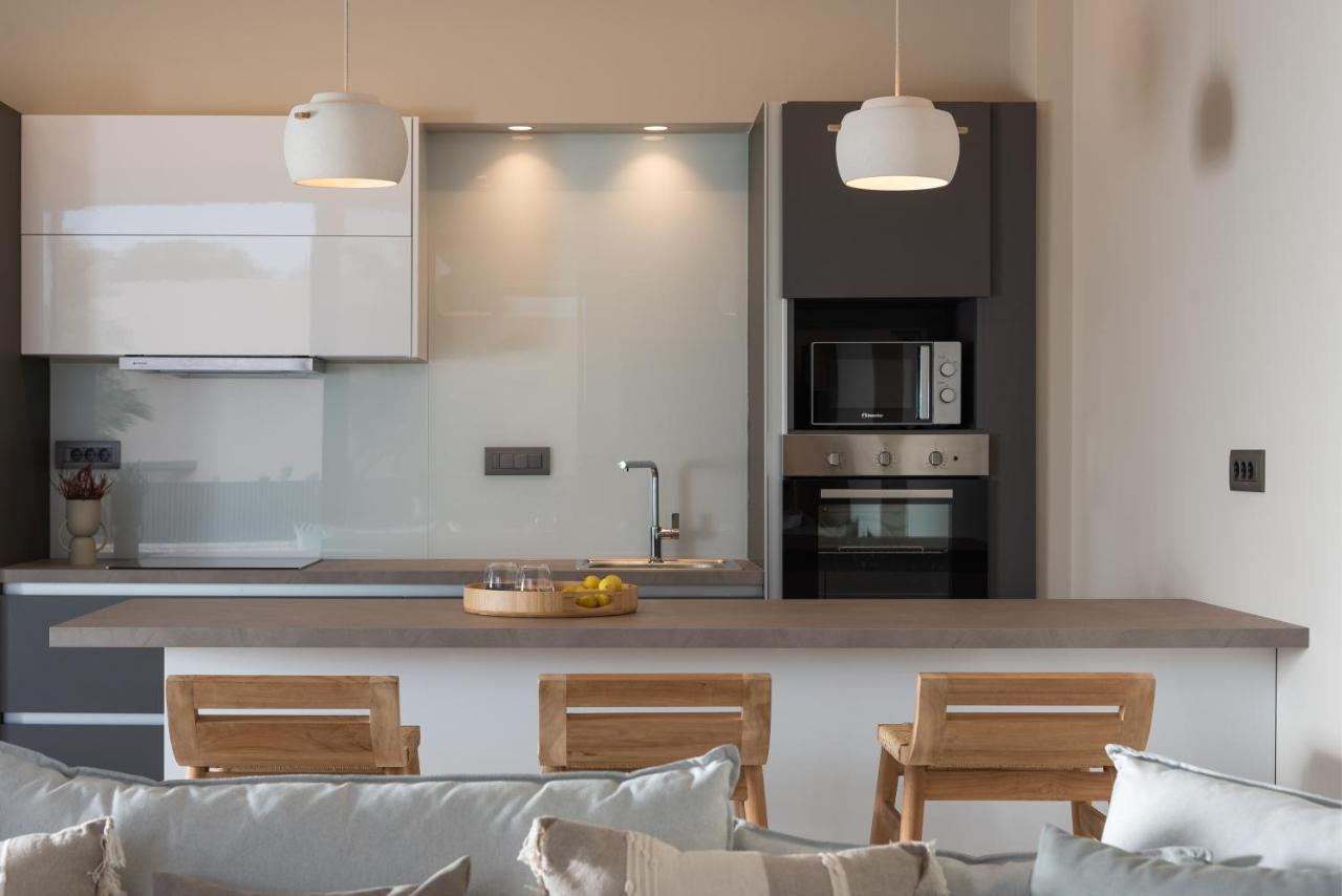 Athina Luxury Villa, With Pool & Walk To The Beach, By Thinkvilla Chania  Zewnętrze zdjęcie