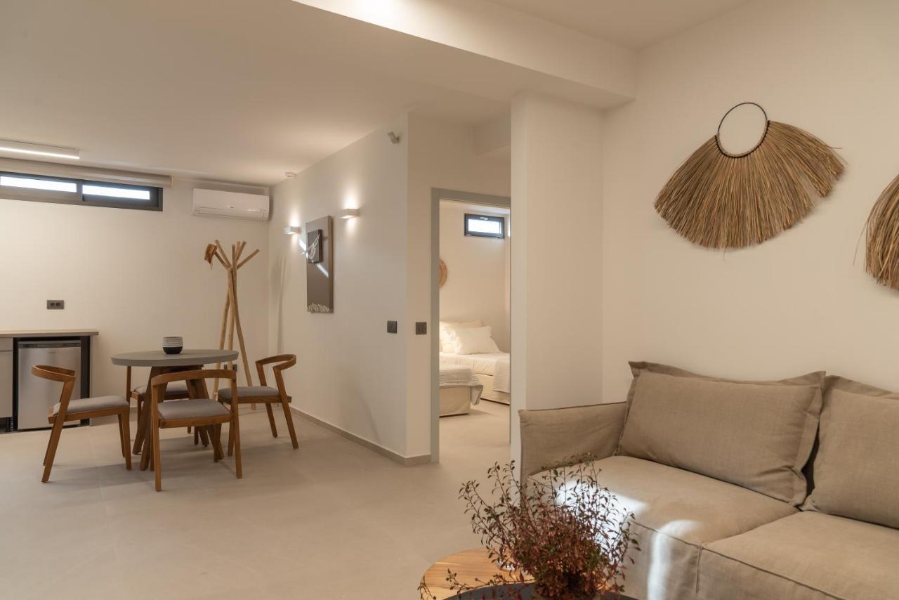 Athina Luxury Villa, With Pool & Walk To The Beach, By Thinkvilla Chania  Zewnętrze zdjęcie